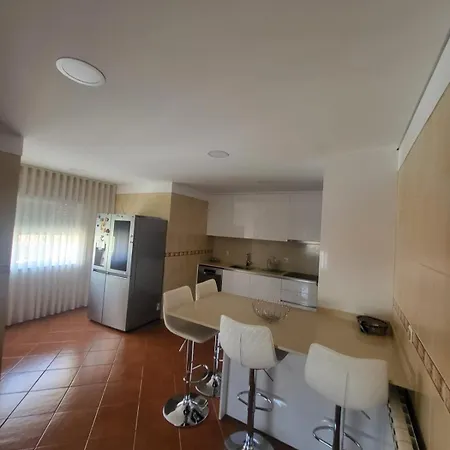 Casa Da Leonor بيت للعطل